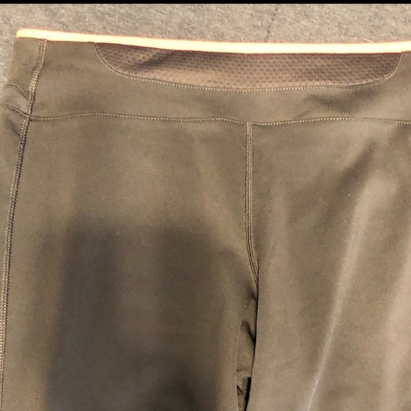 Adidas Gray & Peach ClimaCool Capri Athletic/Yoga Pants with Back Slits … - Picture 6 of 9